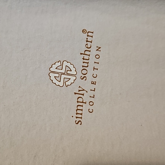 Simply Southern off white long sleeve t shirt - Picture 3 of 9